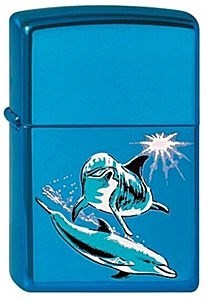 Широкая зажигалка Zippo Dolphins 20446 - фото 282476