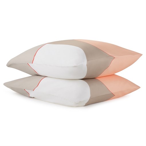 Набор из двух наволочек из сатина  бежевого цвета с авторским принтом из коллекции freak fruit, 70х7 - фото 325023