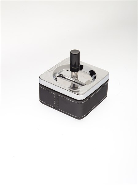 Пепельница S.Quire квадратная, сталь, покрытие никель + иск. кожа, серебр. с чёрной вставкой - фото 356655