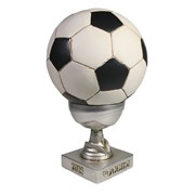 Копилка Мяч в маленьком кубке цвет кубка: серебро L15W15H22см