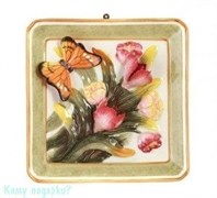 Тарелка декоративная "Бабочка на цветах", 20x21x2,5 см, зеленая рамка