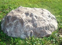 Камень-крышка на люк H57L150D157 см.