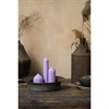 Свеча декоративная цвета лаванды из коллекции Edge, 10,5см - фото 408083
